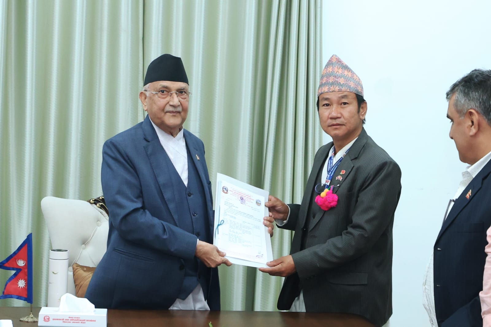 धरानबासीलाई खानेपानीको प्रबन्ध गर्ने प्रक्रिया अघि बढ्यो ः प्रधानमन्त्री