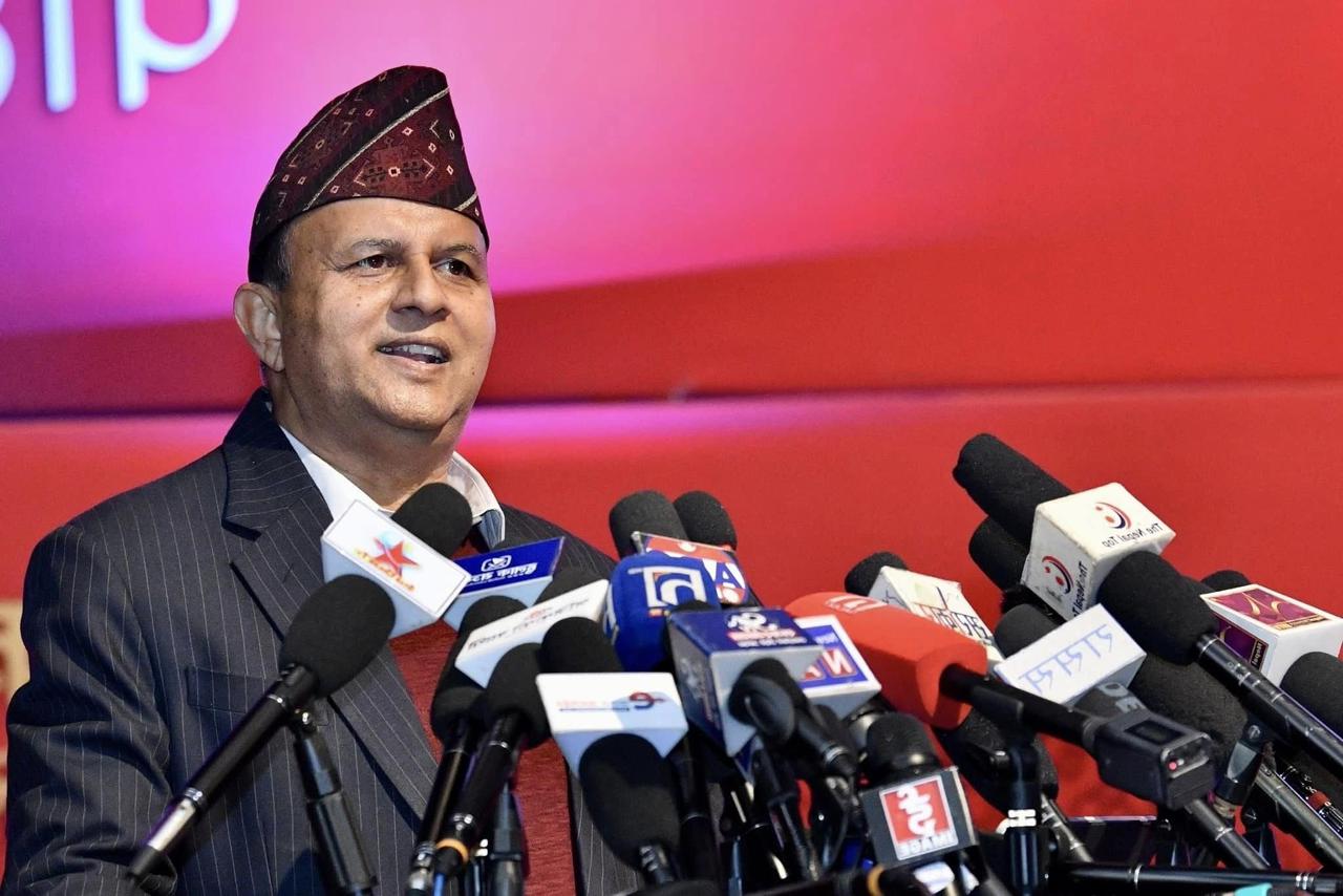 पोखरेलको सवालः “सिंहदरवार जलाउन उक्साउने को हो?” – बालेन साहलाई लक्षित