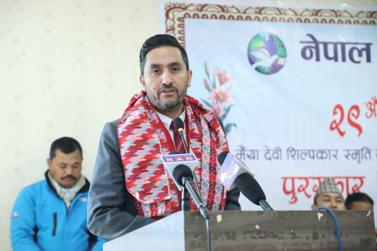 ‘म उम्मेदवार हुँदैन भन्न पनि सक्दिन, हुन्छु भन्न पनि होइन’ — सञ्चारमन्त्री खरेलको स्पष्टोक्ति, हल्लामाथि पूर्णविराम