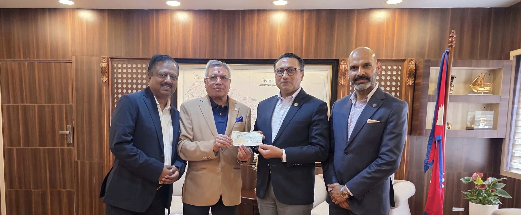 रसुवा बाढीपीडितका लागि नेपाल लाइफको २ करोड ५१ लाख सहयोग